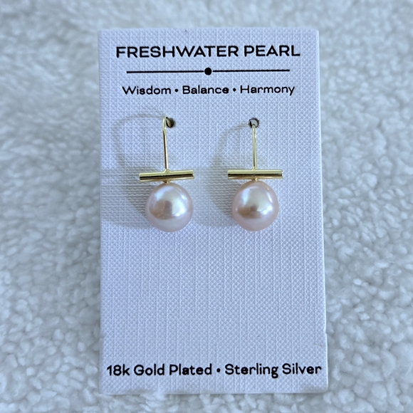 Pink🩷 Freshwater Pearl Drop Earrings - Picture 7 of 15